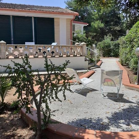 Villetta Dei Fiori, Vicino Spiaggia Di Punta Pizzo Gallipoli Luaran gambar